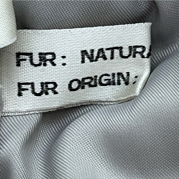 Saga Fox Women's Small Blue Fox Fur From Finland Coat With Slit Pockets - Picture 8 of 14